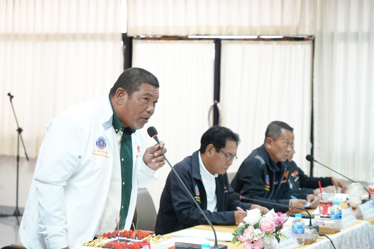 เทศบาลนครอ้อมน้อย จัดการประชุมหัวหน้าส่วนราชการ ณ ห้องประชุม ชั้น 2 เทศบาลนครอ้อมน้อย